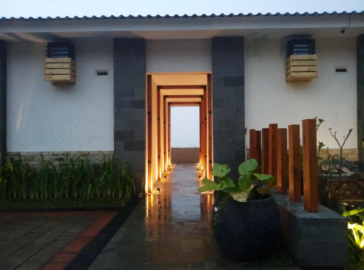 Fredelia Homestay Bromo Exterior foto