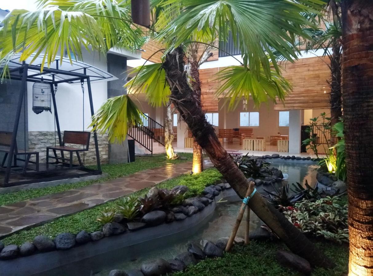 Fredelia Homestay Bromo Exterior foto